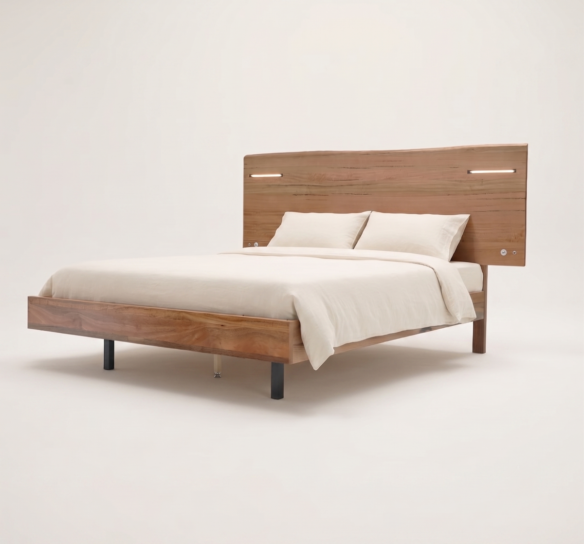 Akubra Queen Bed