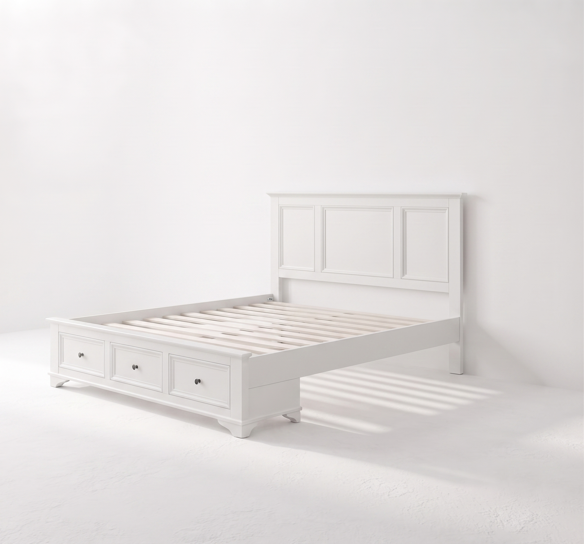 Deluxe Queen Bed with Drawers