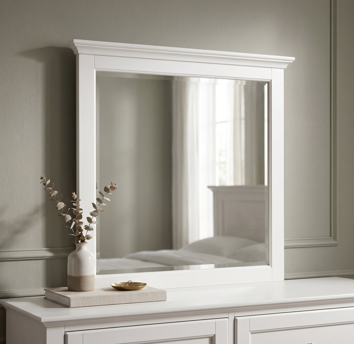 Deluxe Mirror