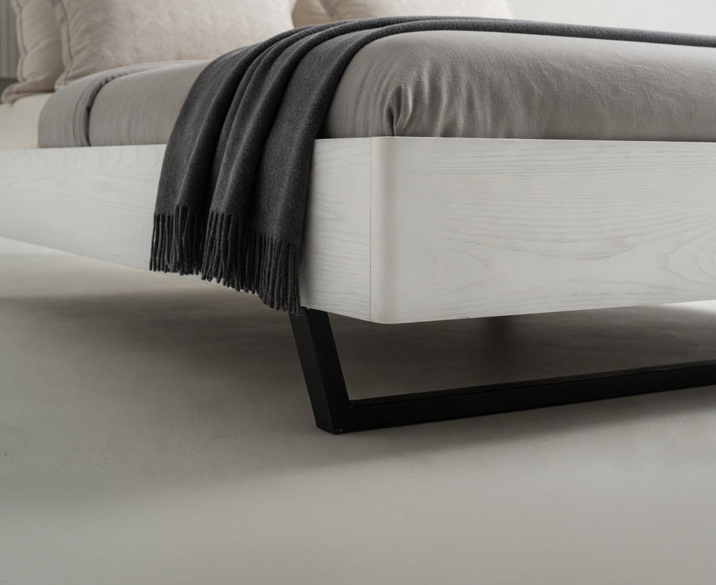 Southport King Bed